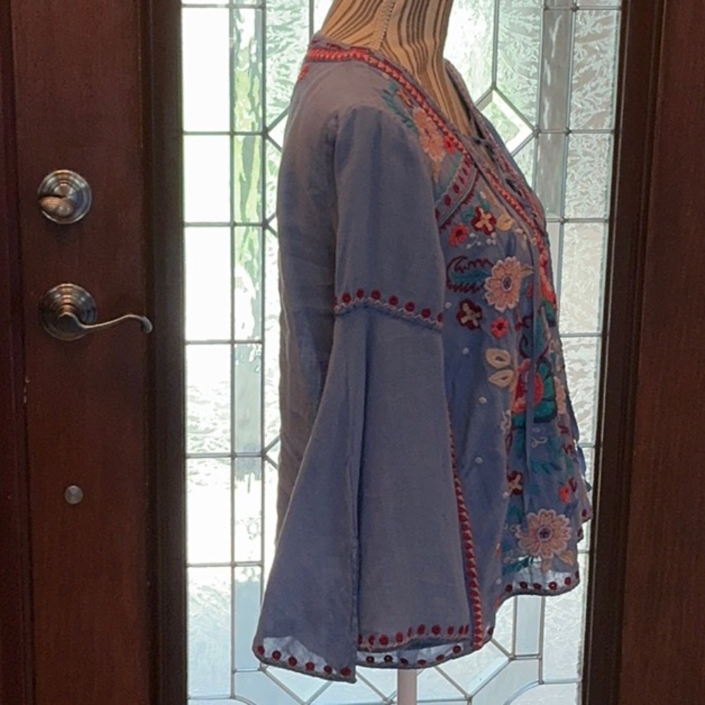 Johnny Was Oman Laceup Swing Blouse Embroidered Blue v neck small Top - Picture 12 of 13
